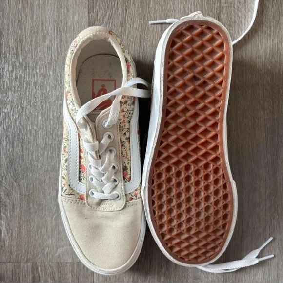 Floral Canvas Women's Vans - Picture 2 of 3